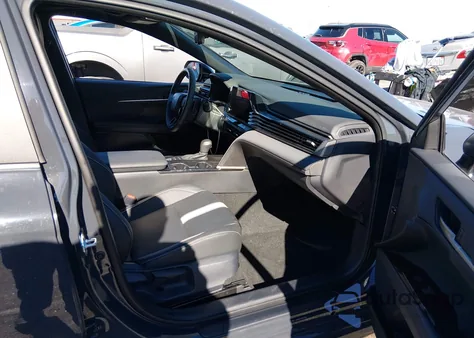 2025 Toyota Camry Se из США, поврежденный, VIN 4T1DAACK1SU054707